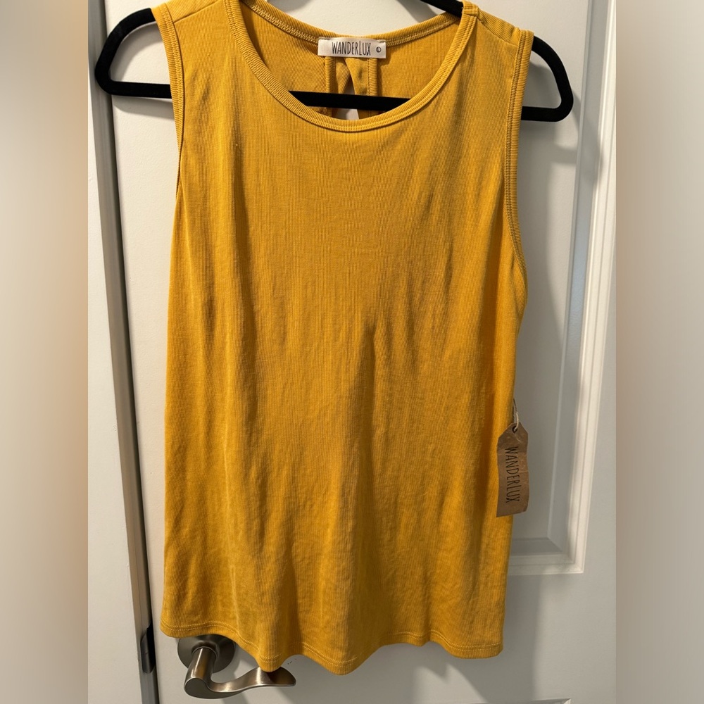 Wonderlux Mustard crisscrossed back tank - Picture 3 of 3